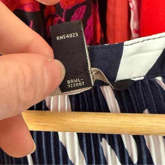 Banana Republic Petite Pleated Mini Dress Small Navy Zebra - Picture 5 of 9